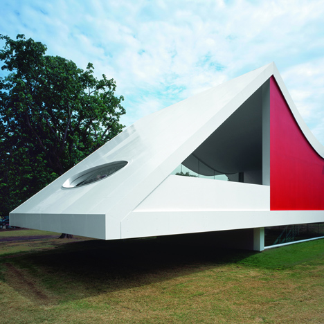 Serpentine Gallery Pavilion 2003 by Oscar Niemeyer
